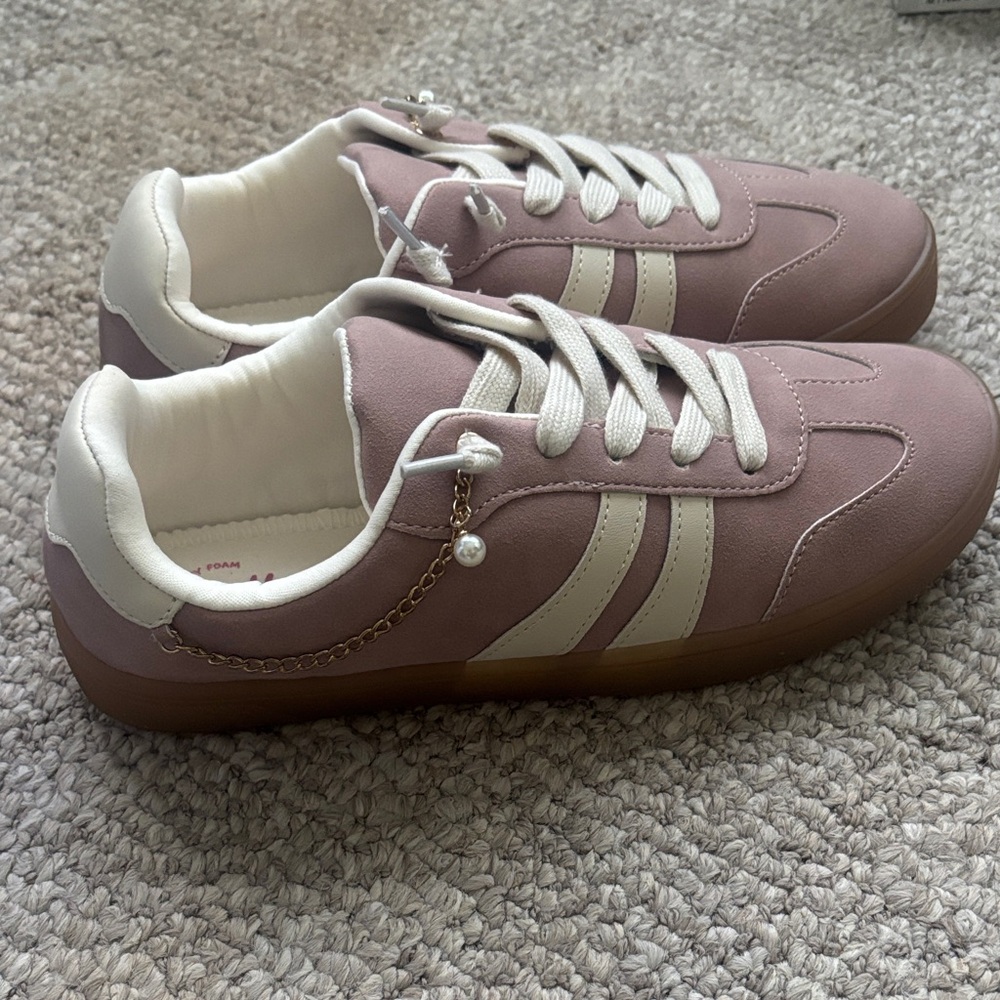 Jelly Pop Dusty Rose Pink Suede and White Platform Sneakers with Pearl Charm